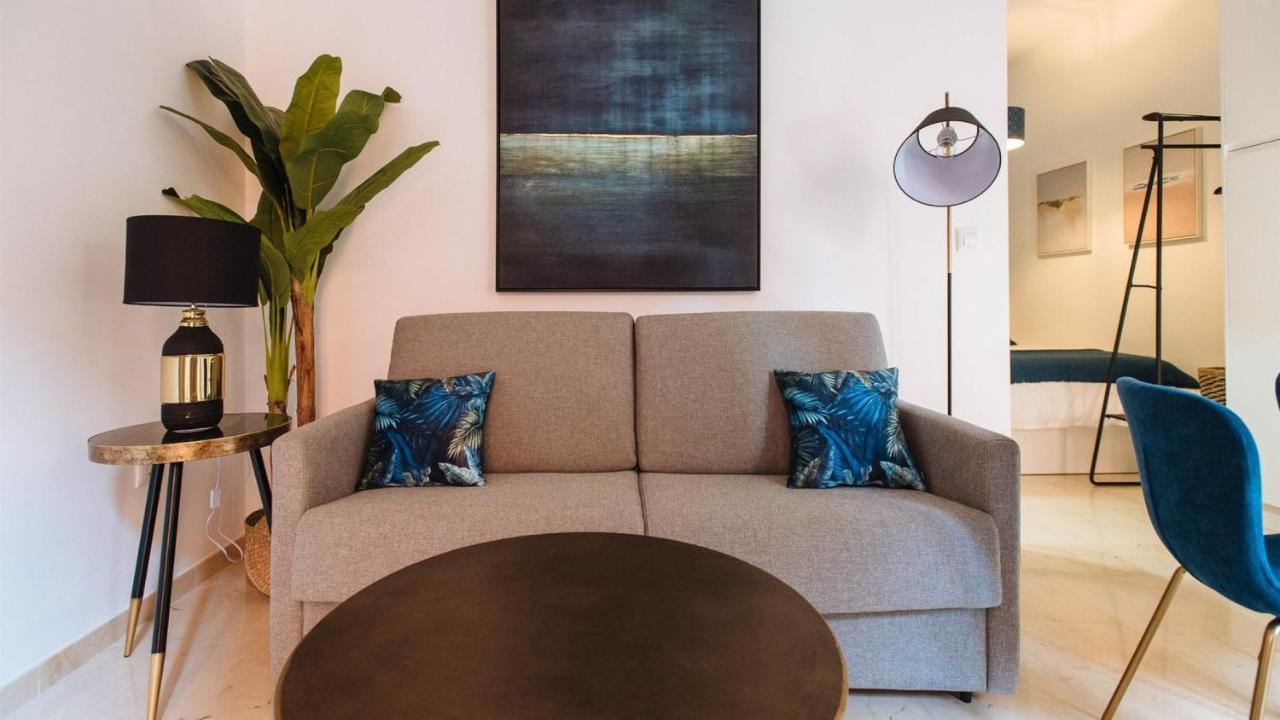 Chiqui And Vicente Suite Apartments Севилья Экстерьер фото