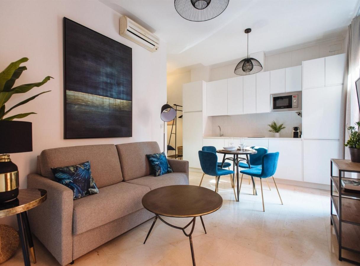 Chiqui And Vicente Suite Apartments Севилья Экстерьер фото